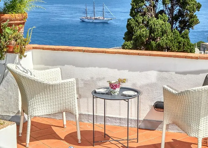 Acquaviva 31 Bed and Breakfast