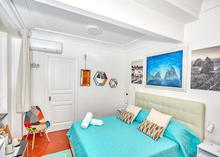 Acquaviva 31 Κάπρι